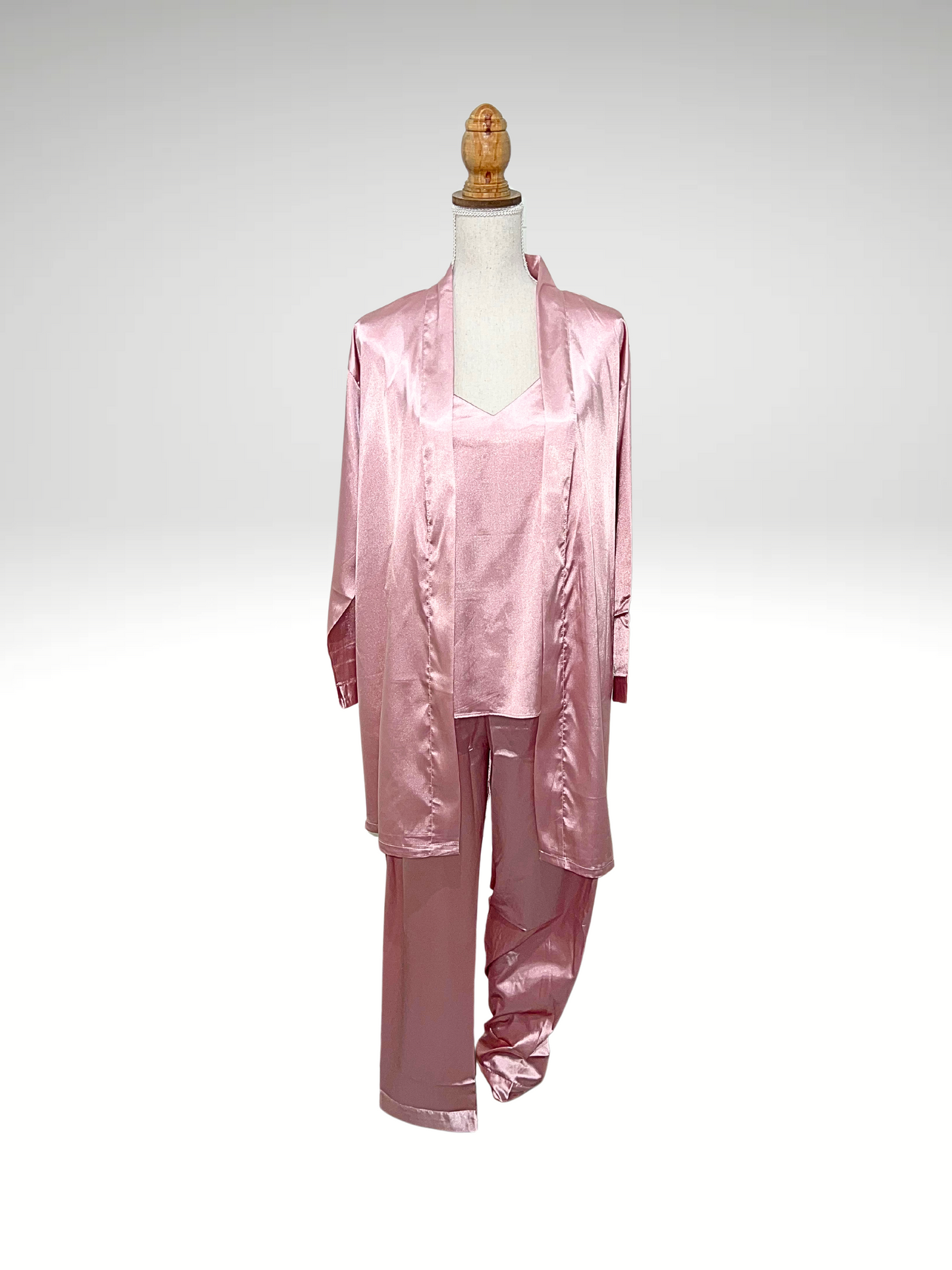 Pyjama satin 3 pièces peignoir, nuisette, pantalon vieux rose (118)