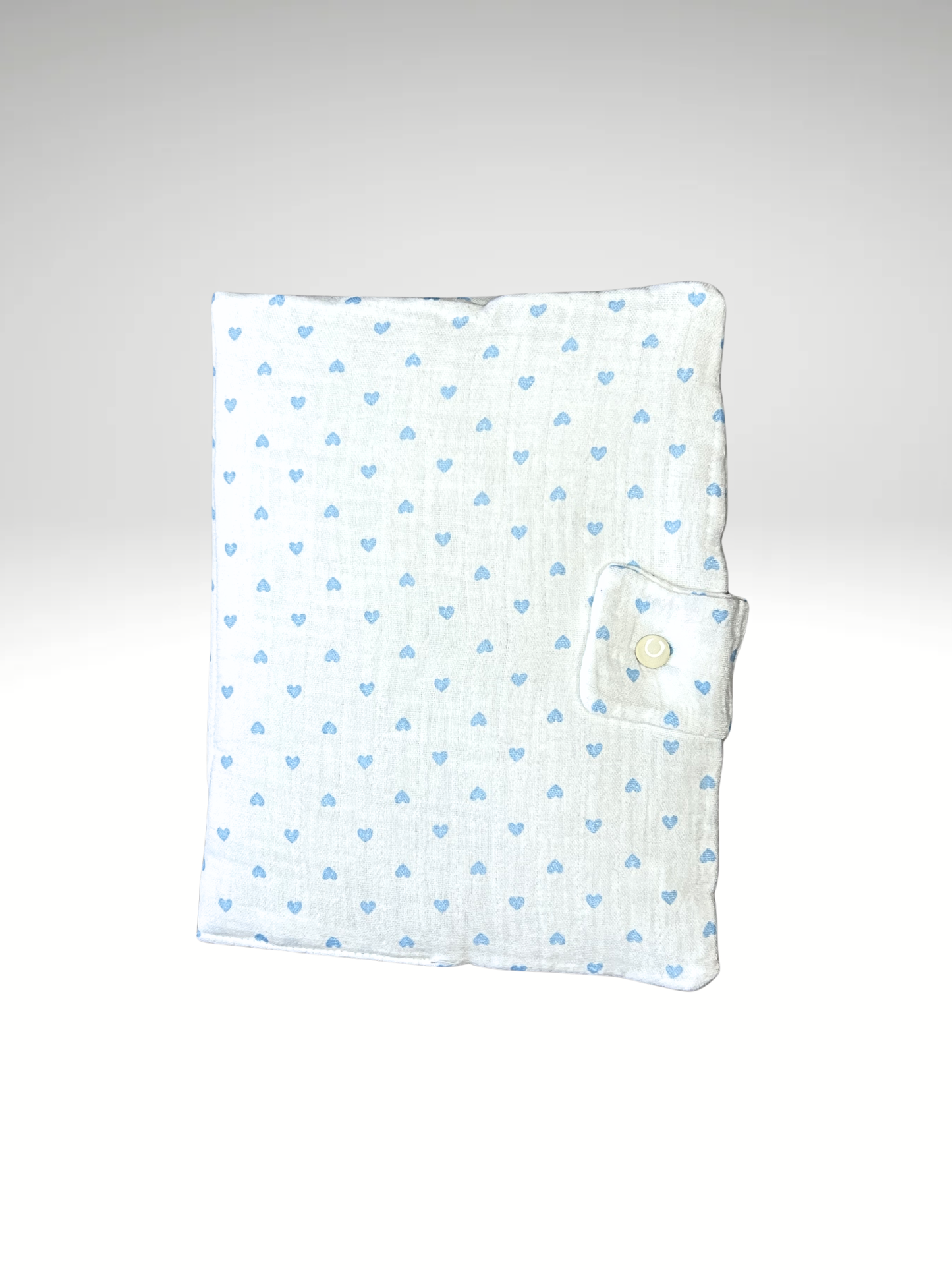 Protége carnet de santé coeurs ♥️ en gaze de coton