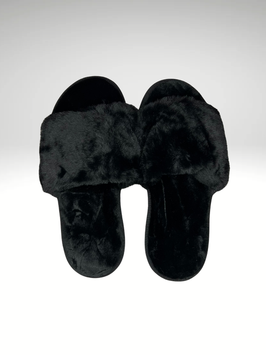 Chaussons fluffy simple noir